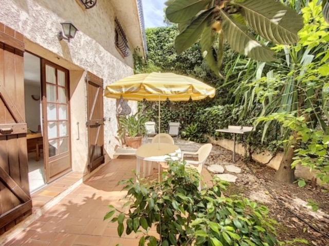 Appartement L'Ensoleillade à Fréjus Extérieur photo