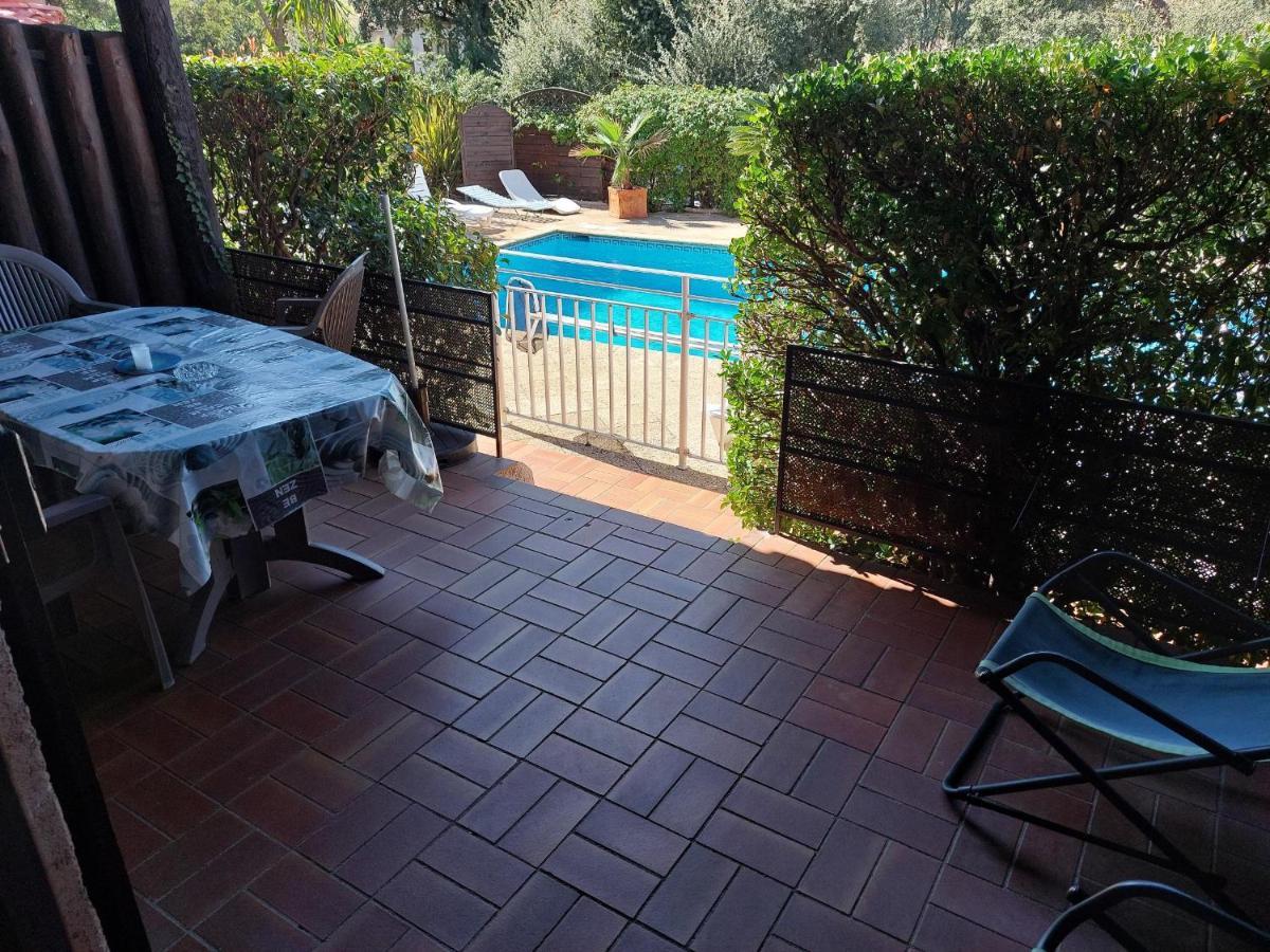 Appartement L'Ensoleillade à Fréjus Extérieur photo